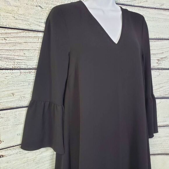 H&M Black Bell Sleeve Shift Dress Size 4 - Picture 2 of 6